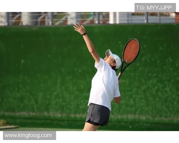 周敏独家分享网球心得与技巧助你提升球技的秘密之旅